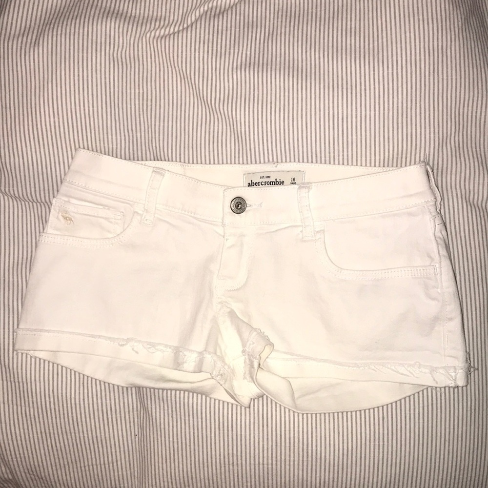 Abercrombie kids- white short shorts- size kids 16
